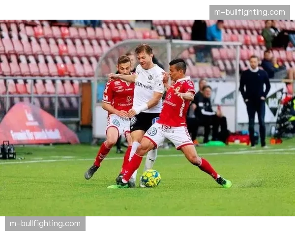 塞维利亚防线崩盘客战疲软 保级队马洛卡主场守得关键一分