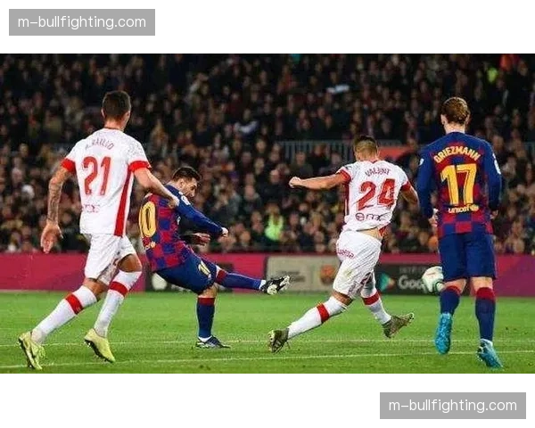 布迪米尔16球位列射手榜第三 奥萨苏纳前锋成最大黑马